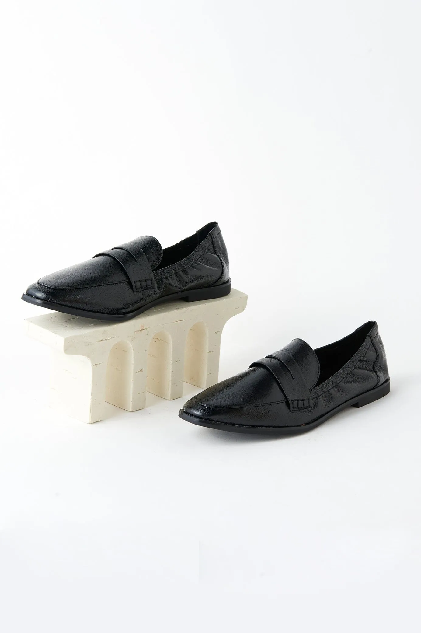 Sonia Loafers Black